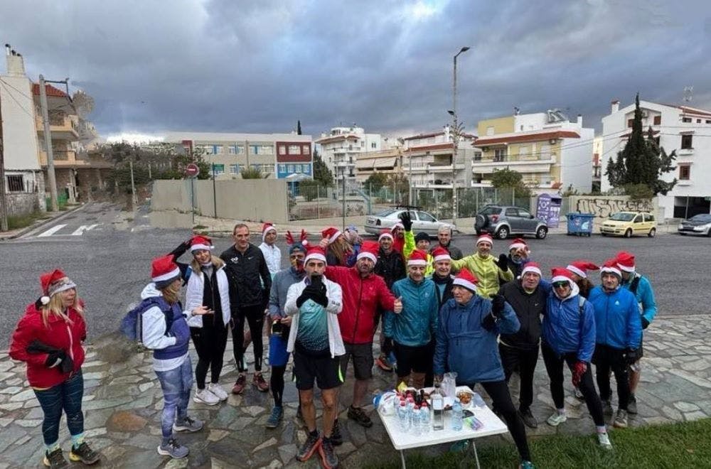 Με κέφι, φαγητό, ποτό και τρέξιμο αποχαιρέτισε το 2024 ο Π.Δ.Σ. Οδυσσέας runbeat.gr 